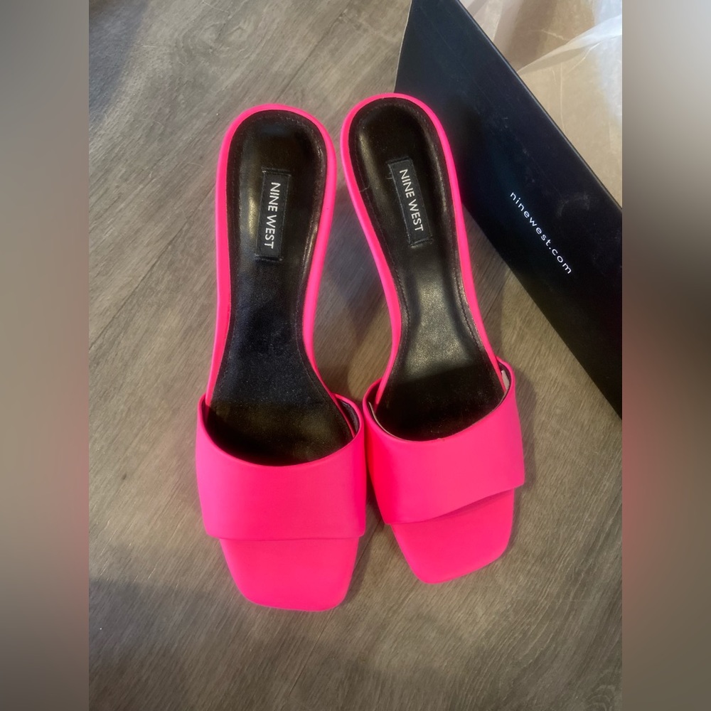 Nine West Mariana3 pink heels size 8.5